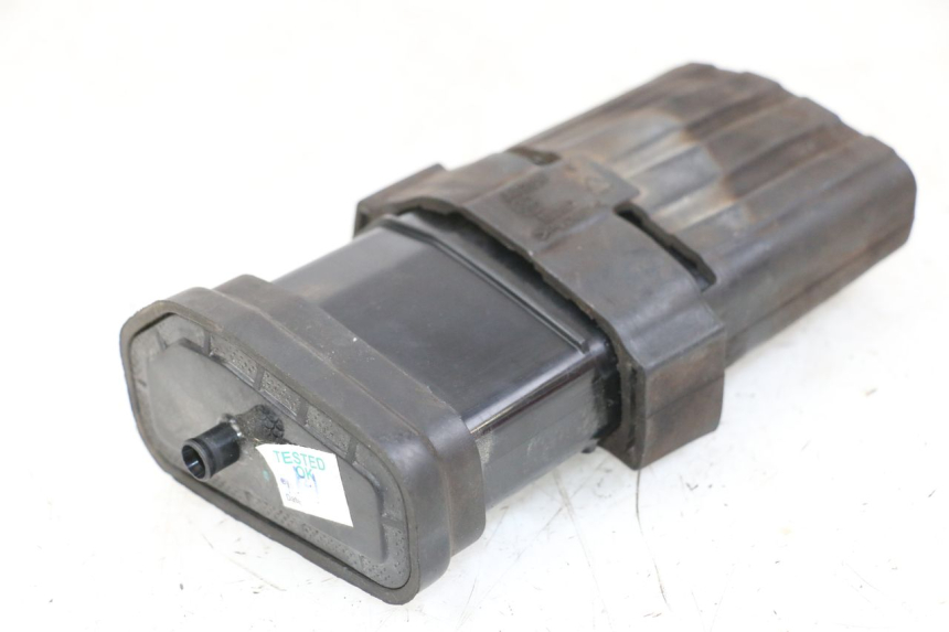 photo de CANISTER HUSQVARNA SVARTPILEN 401 (2018 - 2023) - Detail van het onderdeel