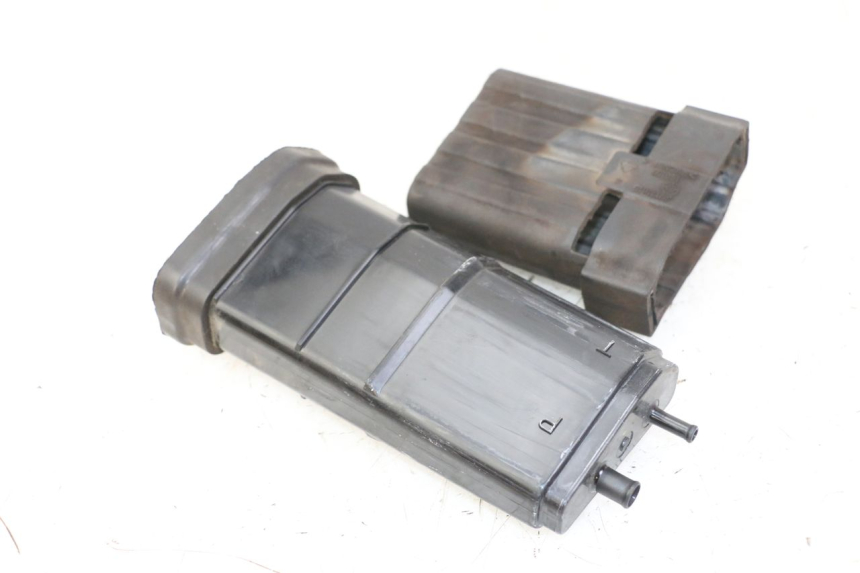 photo de CANISTER HUSQVARNA SVARTPILEN 401 (2018 - 2023) - Zoom op gebruiksstaat