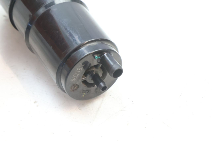 photo de CANISTER PIAGGIO LIBERTY IGET 4T 50 (2021 - 2025) - Andere kijkhoek