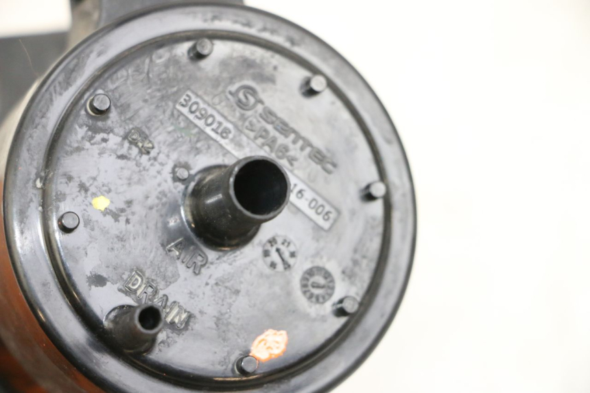 photo de CANISTER PIAGGIO MP3 HPE 300 (2019 - 2026) - Zoom op gebruiksstaat