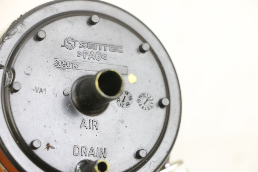 photo de CANISTER YAMAHA TRICITY 300 (2020 - 2024) - Detail van het onderdeel