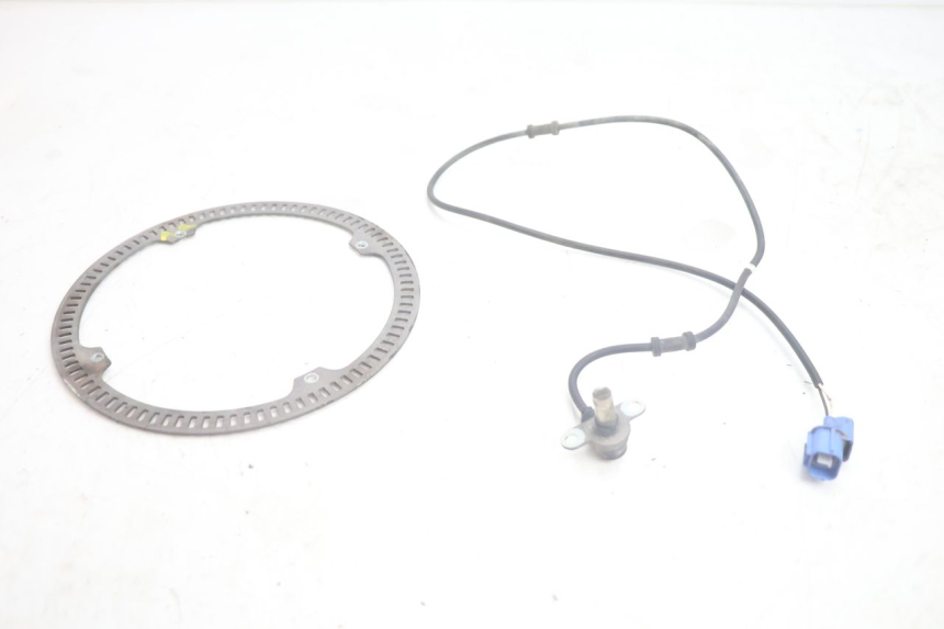 photo de ACHTERSTE ABS-SENSOR SUZUKI BURGMAN EXECUTIVE ABS 650 (2006 - 2012) - Hoofdaanzicht