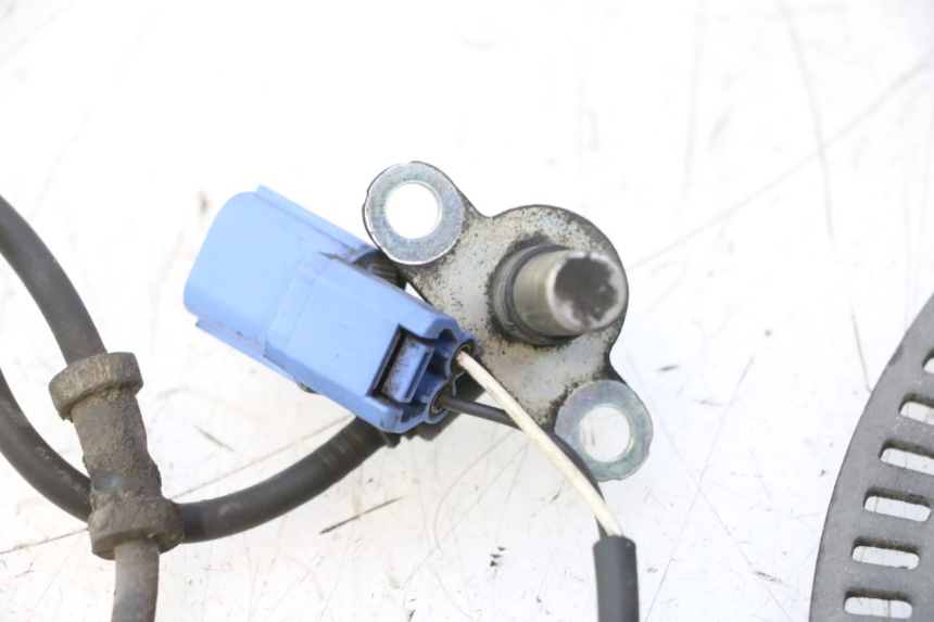photo de ACHTERSTE ABS-SENSOR SUZUKI BURGMAN EXECUTIVE ABS 650 (2006 - 2012) - Detail van het onderdeel