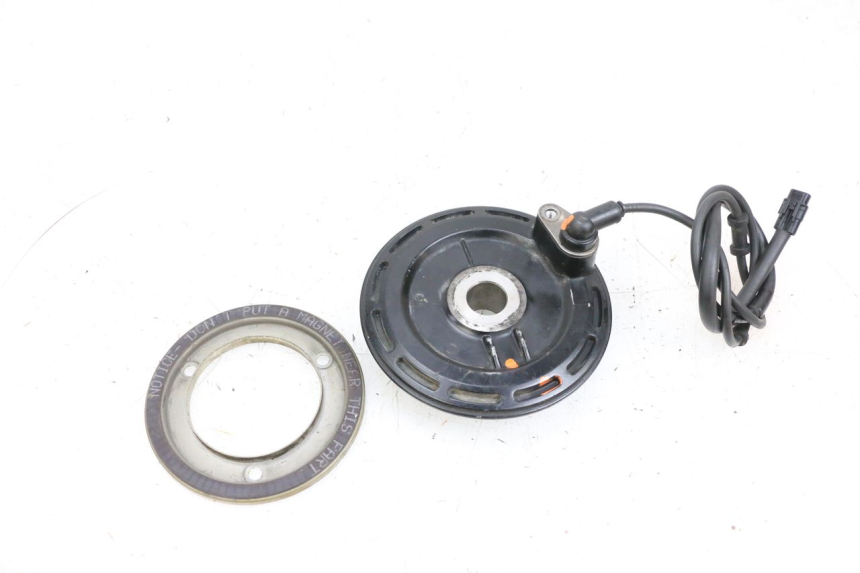 photo de ACHTERSTE ABS-SENSOR YAMAHA FJR ABS 1300 (2006 - 2012) - Hoofdaanzicht