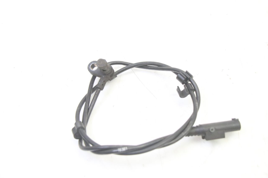 photo de ACHTERSTE ABS-SENSOR BMW G310 R 310 (2016 - 2020) - Zoom op gebruiksstaat