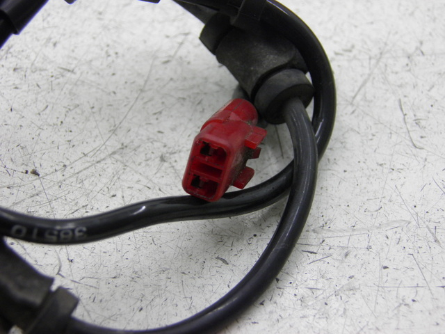 photo de ACHTERSTE ABS-SENSOR HONDA FES S-WING SWING ABS 125 (2007 - 2015) - Detail van het onderdeel