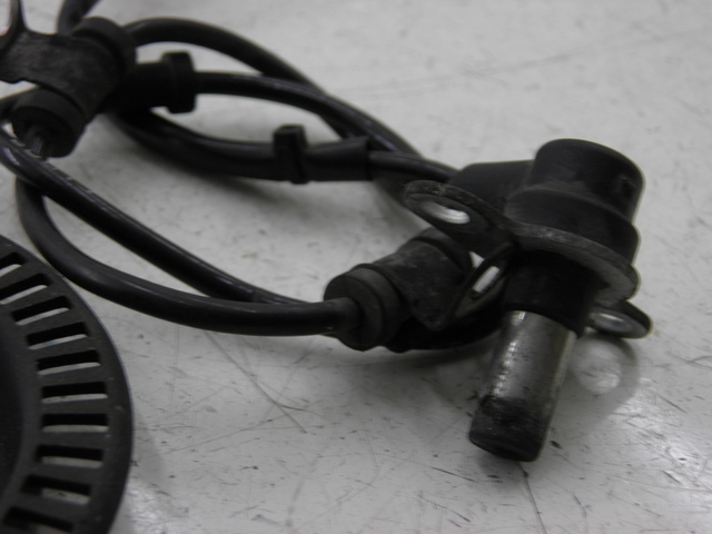 photo de ACHTERSTE ABS-SENSOR HONDA FES S-WING SWING ABS 125 (2007 - 2015) - Overzicht