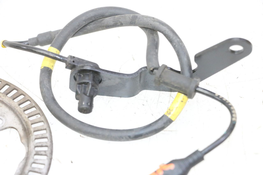 photo de ACHTERSTE ABS-SENSOR PIAGGIO MP3 HPE 310 (2024 - 2025) - Technische close-up