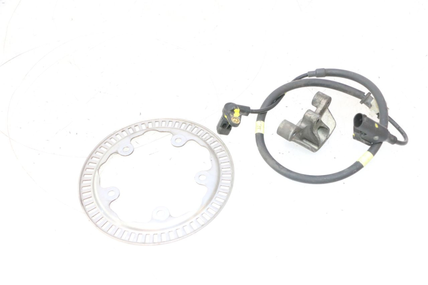 photo de ACHTERSTE ABS-SENSOR PIAGGIO MP3 500 (2016 - 2018) - Bevestigingspunten