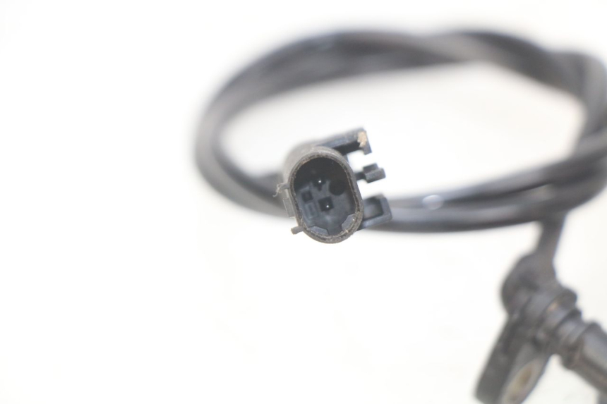 photo de ACHTERSTE ABS-SENSOR YAMAHA N-MAX NMAX 125 (2017 - 2020) - Bevestigingspunten