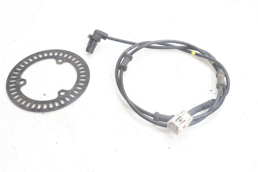 photo de ACHTERSTE ABS-SENSOR YAMAHA N-MAX NMAX 125 (2021 - 2024) - Detail van het onderdeel
