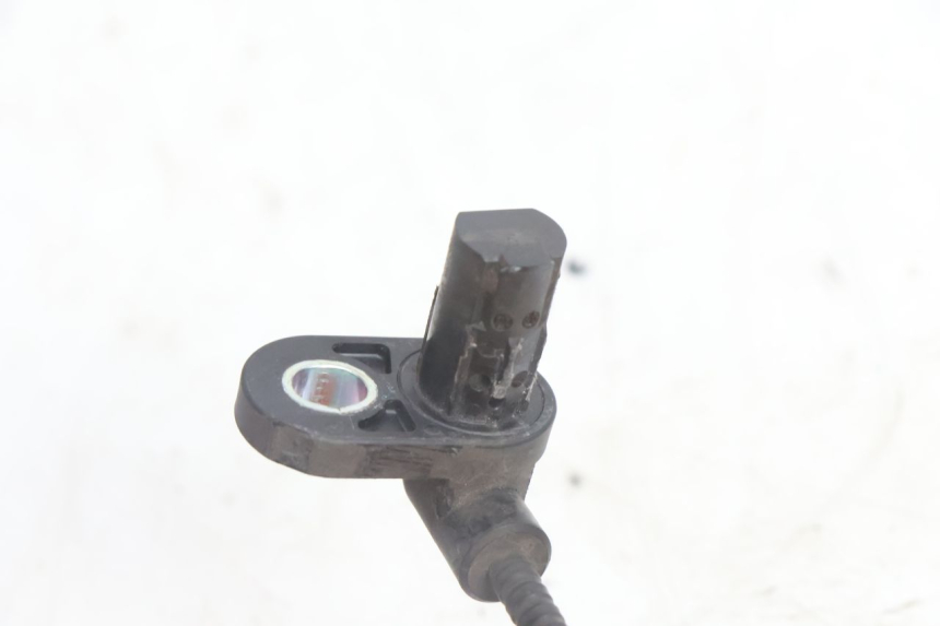 photo de ACHTERSTE ABS-SENSOR YAMAHA N-MAX NMAX 125 (2021 - 2024) - Technische close-up