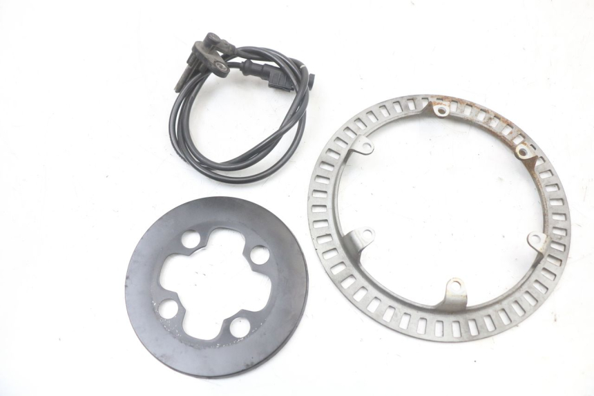 photo de ACHTERSTE ABS-SENSOR MOTO GUZZI NORGE 8V GT 1200 (2011 - 2016) - Detail van het onderdeel