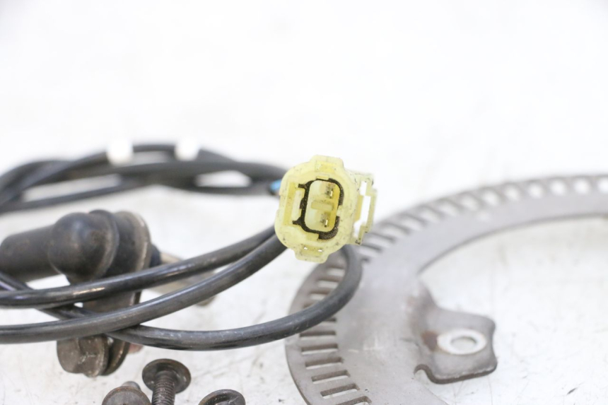 photo de ACHTERSTE ABS-SENSOR PEUGEOT SATELIS 125 (2013 - 2018) - Zoom op gebruiksstaat