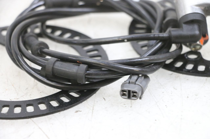 photo de ACHTERSTE ABS-SENSOR YAMAHA TRICITY 300 (2020 - 2024) - Overzicht