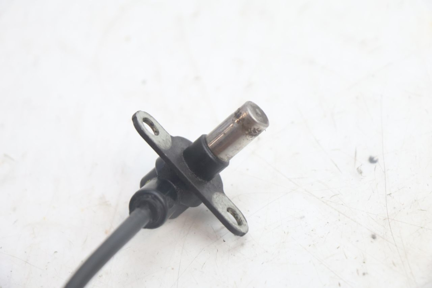 photo de VOORSTE ABS-SENSOR SUZUKI BURGMAN EXECUTIVE ABS 650 (2006 - 2012) - Andere kijkhoek
