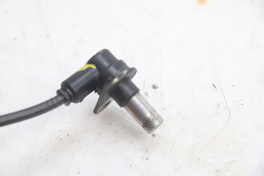 photo de VOORSTE ABS-SENSOR SUZUKI BURGMAN EXECUTIVE ABS 650 (2006 - 2012) - Technische close-up