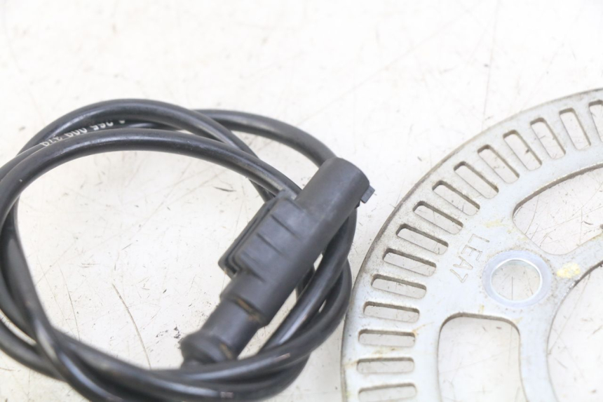 photo de VOORSTE ABS-SENSOR KYMCO DOWNTOWN ABS 125 (2015 - 2017) - Andere kijkhoek