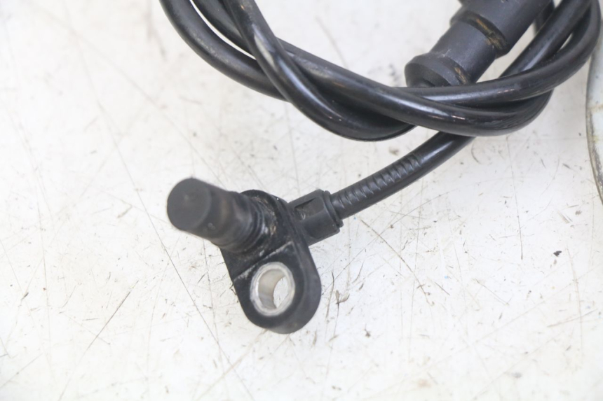 photo de VOORSTE ABS-SENSOR KYMCO DOWNTOWN ABS 125 (2015 - 2017) - Technische close-up