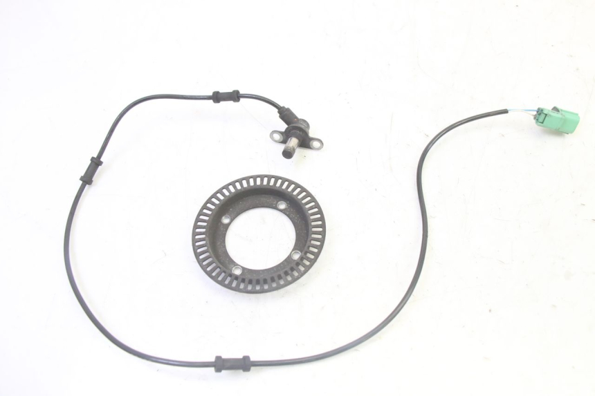 photo de VOORSTE ABS-SENSOR HONDA FES S-WING SWING ABS 125 (2007 - 2015) - Detail van het onderdeel
