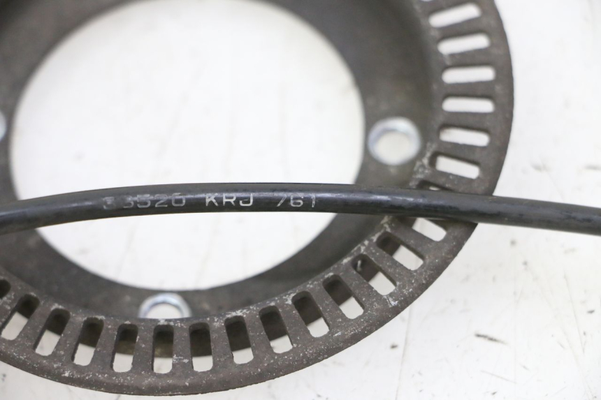 photo de VOORSTE ABS-SENSOR HONDA FES S-WING SWING ABS 125 (2007 - 2015) - Detail van het onderdeel