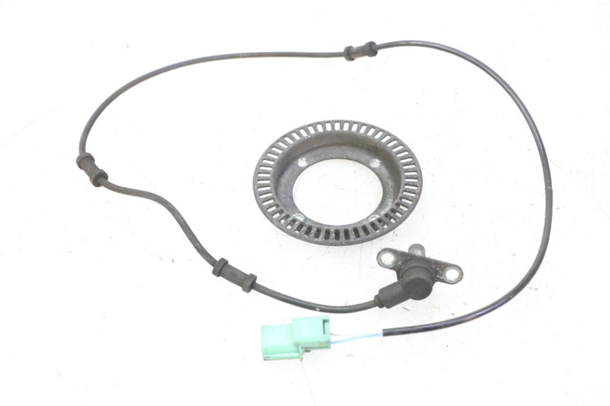 photo de VOORSTE ABS-SENSOR HONDA FES S-WING SWING ABS 125 (2007 - 2015) - Bevestigingspunten