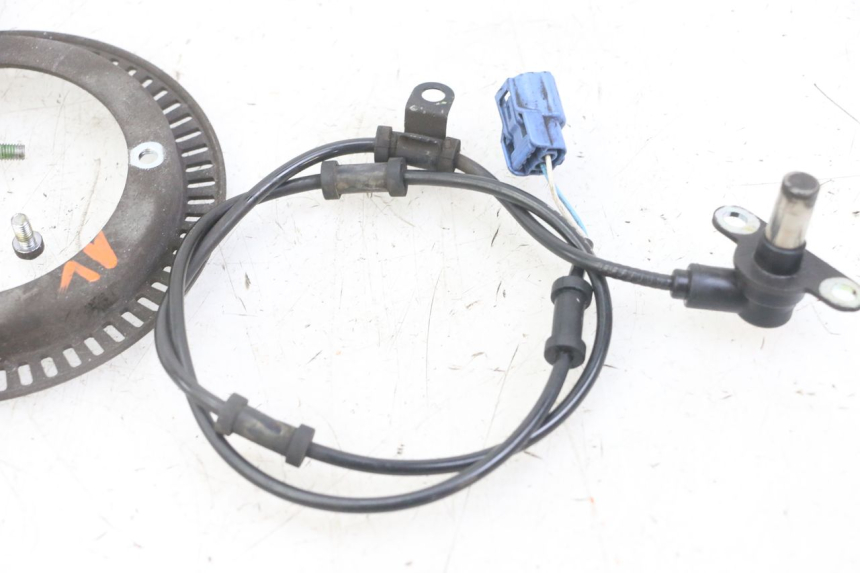 photo de VOORSTE ABS-SENSOR HONDA FORZA ABS 300 (2013 - 2017) - Zoom op gebruiksstaat