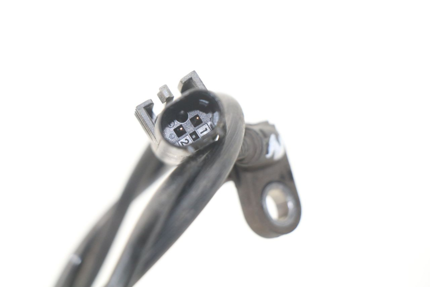 photo de VOORSTE ABS-SENSOR SYM GTS EFI ABS 125 (2012 - 2016) - Zoom op gebruiksstaat