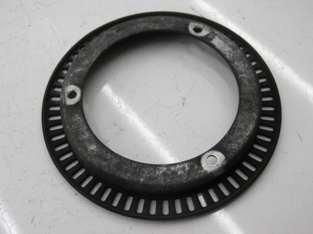 photo de VOORSTE ABS-SENSOR HONDA CBF S ABS 600 (2004 - 2007) - Detail van het onderdeel