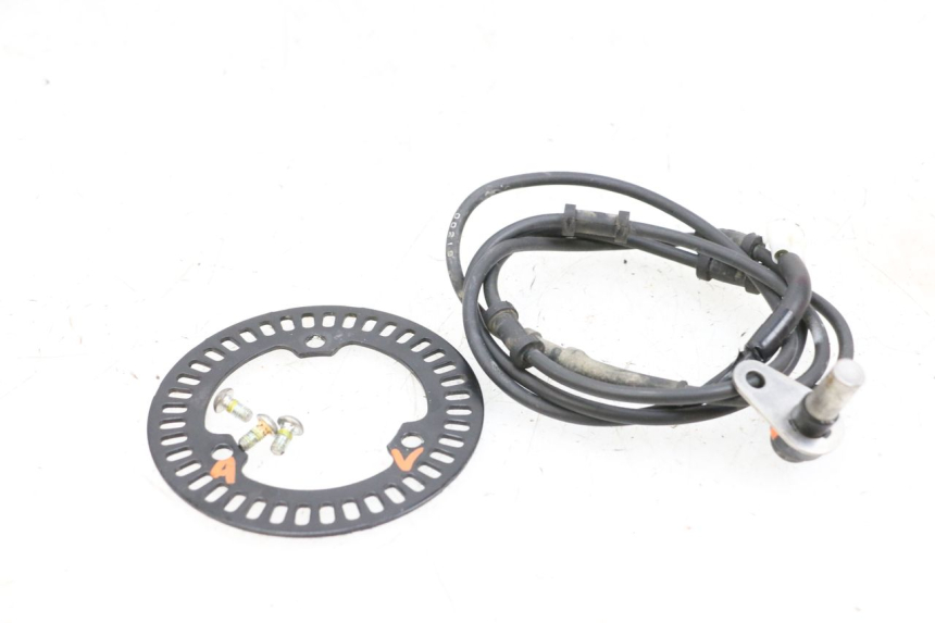 photo de VOORSTE ABS-SENSOR YAMAHA MT-07 MT07 ABS 700 (2018 - 2020) - Detail van het onderdeel