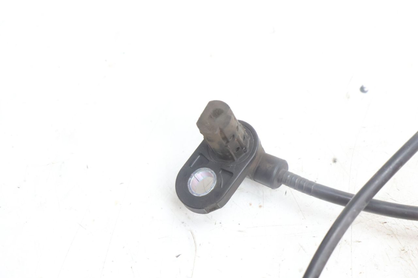 photo de VOORSTE ABS-SENSOR YAMAHA N-MAX NMAX 125 (2021 - 2024) - Technische close-up