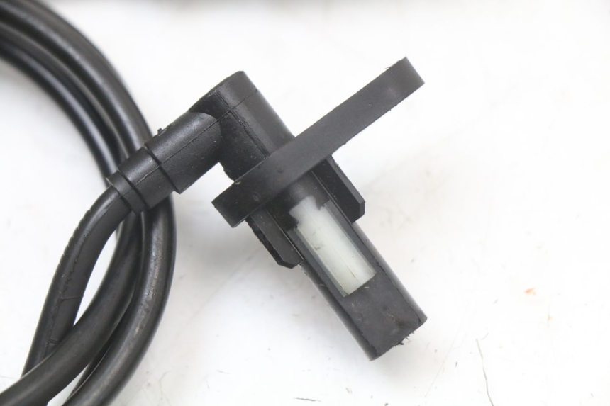 photo de VOORSTE ABS-SENSOR MOTO GUZZI NORGE 8V GT 1200 (2011 - 2016) - Andere kijkhoek