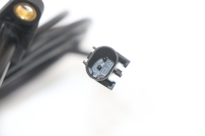 photo de VOORSTE ABS-SENSOR MOTO GUZZI NORGE 8V GT 1200 (2011 - 2016) - Technische close-up