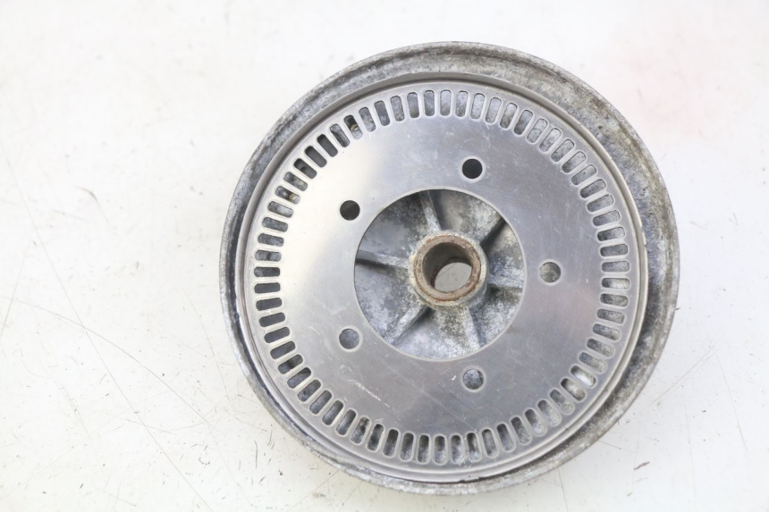 photo de VOORSTE ABS-SENSOR PEUGEOT SATELIS COMPRESSOR K15 125 (2006 - 2009) - Detail van het onderdeel