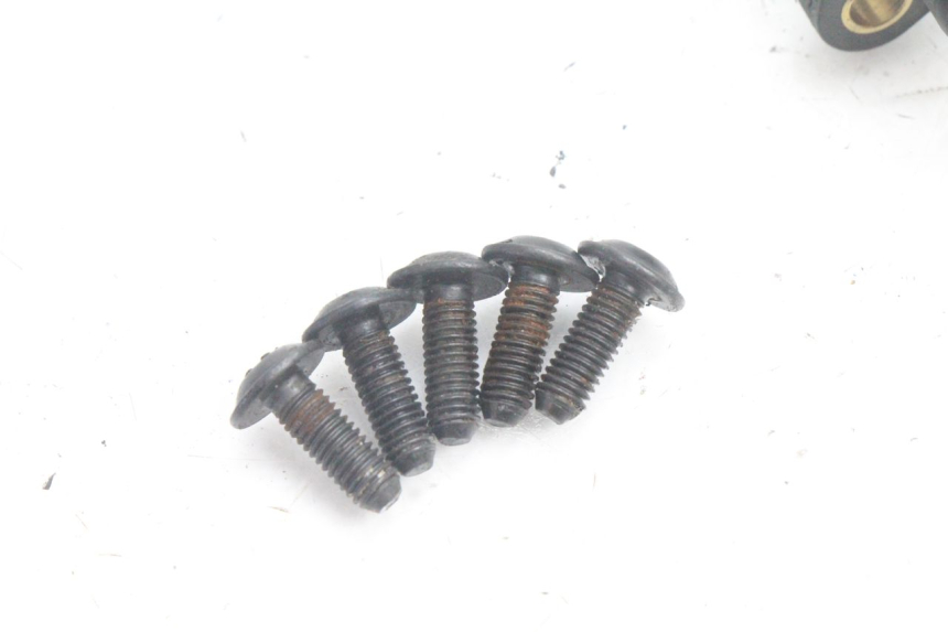 photo de VOORSTE ABS-SENSOR PEUGEOT SATELIS 125 (2006 - 2009) - Bevestigingspunten