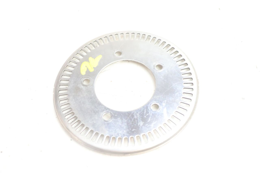 photo de VOORSTE ABS-SENSOR PEUGEOT SATELIS 125 (2006 - 2009) - Zoom op gebruiksstaat