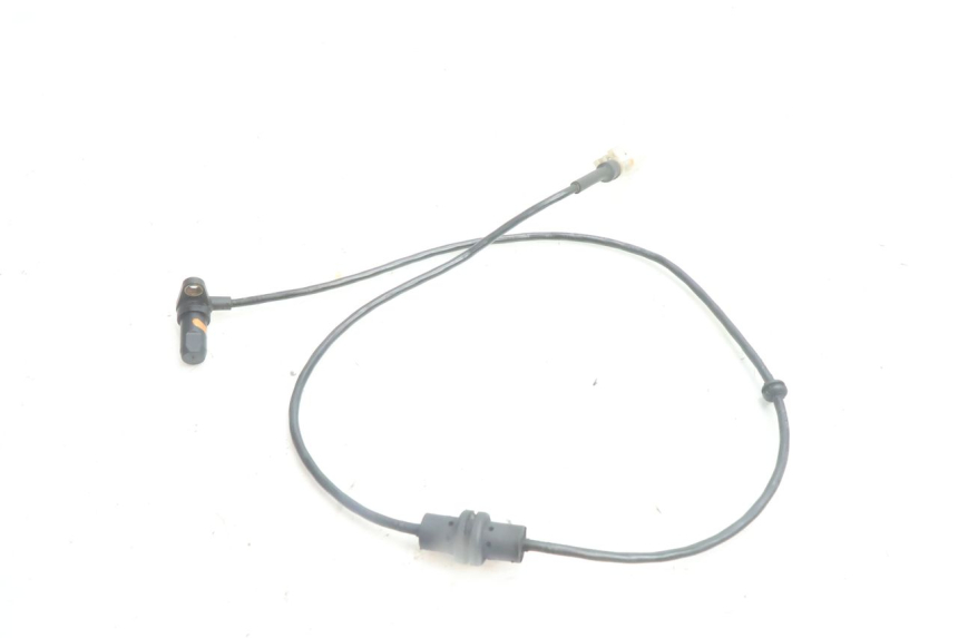 photo de VOORSTE ABS-SENSOR PEUGEOT SATELIS 125 (2006 - 2009) - Technische close-up