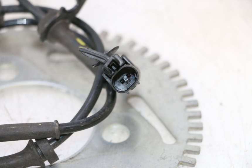 photo de VOORSTE ABS-SENSOR CAN-AM SPYDER RS 1000 (2008 - 2012) - Bevestigingspunten