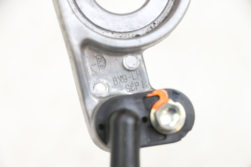 photo de VOORSTE ABS-SENSOR YAMAHA TRICITY 300 (2020 - 2024) - Detail van het onderdeel