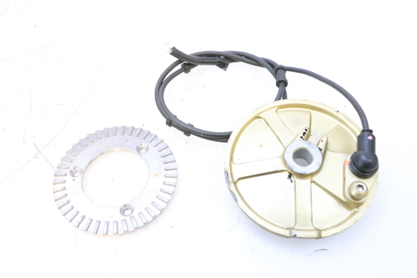 photo de VOORSTE ABS-SENSOR YAMAHA XP T-MAX ABS 500 (2005 - 2005) - Hoofdaanzicht