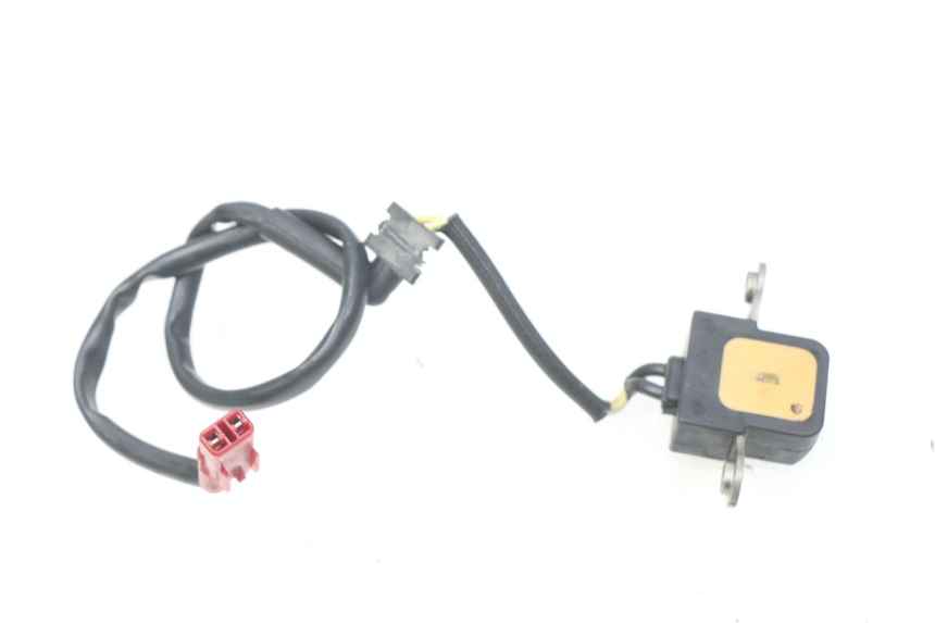 photo de ONTVANGERSENSOR IGNITIE HONDA CBRF CBR-F PC41 600 (2011 - 2013) - Zoom op gebruiksstaat