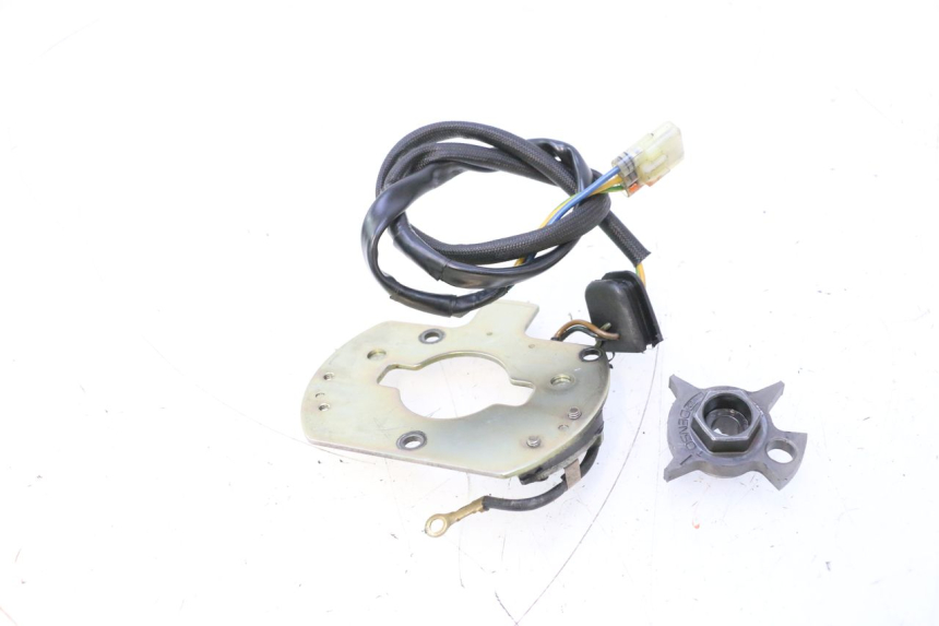 photo de ONTVANGERSENSOR SUZUKI GSF N BANDIT 1200 (2001 - 2005) - Bevestigingspunten