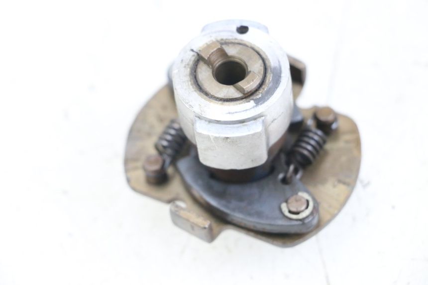 photo de ONTVANGERSENSOR IGNITIE SUZUKI GSX E 250 (1982 - 1983) - Detail van het onderdeel