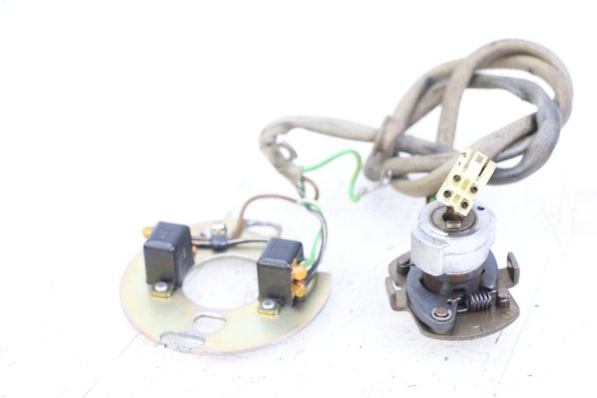 photo de ONTVANGERSENSOR IGNITIE SUZUKI GSX E 250 (1982 - 1983) - Technische close-up