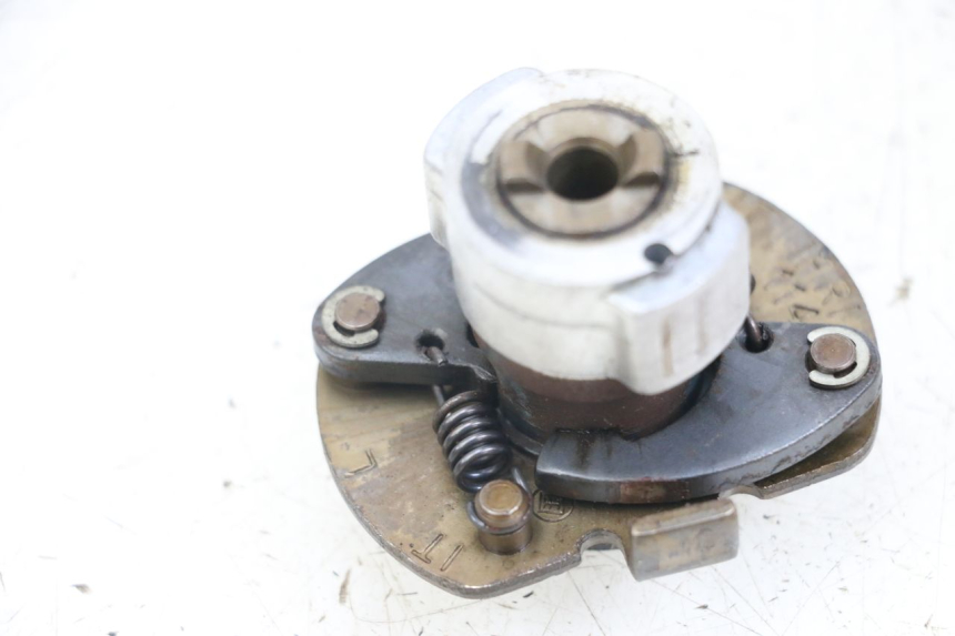 photo de ONTVANGERSENSOR IGNITIE SUZUKI GSX E 250 (1982 - 1983) - Markeringen en referenties