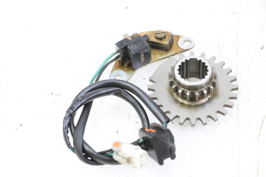 photo de ONTVANGERSENSOR IGNITIE SUZUKI GSR 750 (2011 - 2017) - Andere kijkhoek