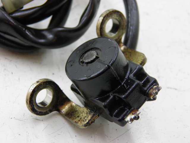 photo de ONTVANGERSENSOR IGNITIE YAMAHA FZS FAZER 1000 (2003 - 2005) - Technische close-up