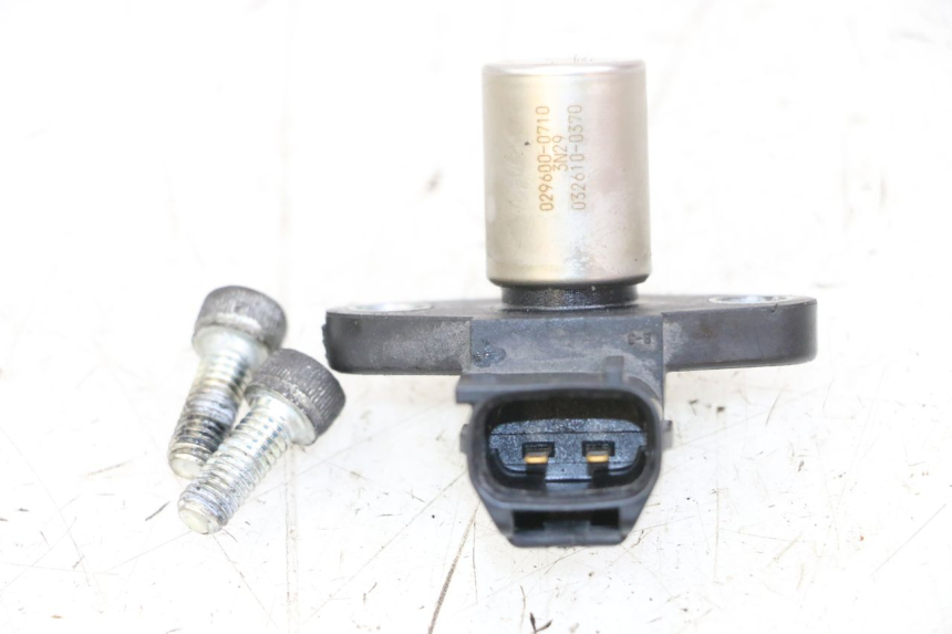 photo de Nokkenas sensor SUZUKI GSR 750 (2011 - 2017) - Zoom op gebruiksstaat