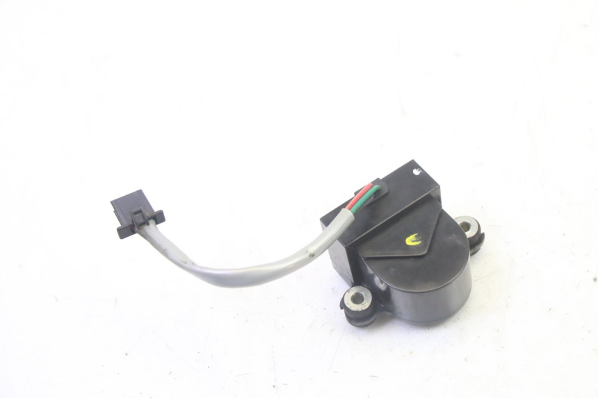 photo de VALSENSOR HONDA FES S-WING SWING ABS 125 (2007 - 2015) - Zoom op gebruiksstaat