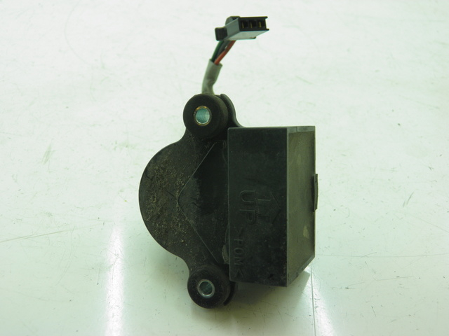 photo de VALSENSOR HONDA FES S-WING SWING 125 (2007 - 2015) - Zoom op gebruiksstaat